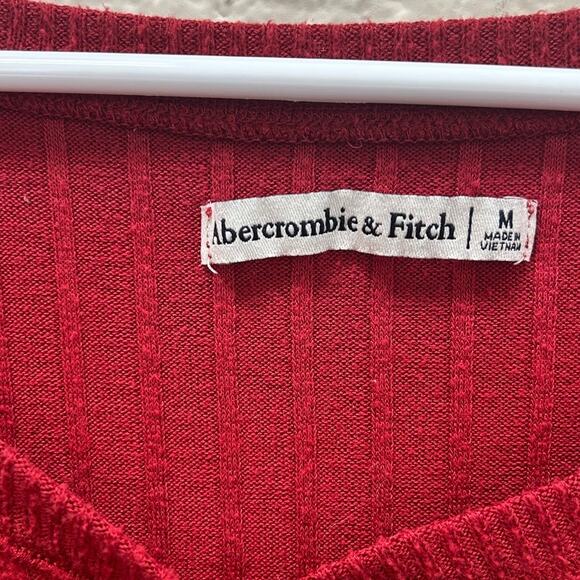 Abercrombie & Fitch Long Sleeve Red Top size M - Picture 3 of 9